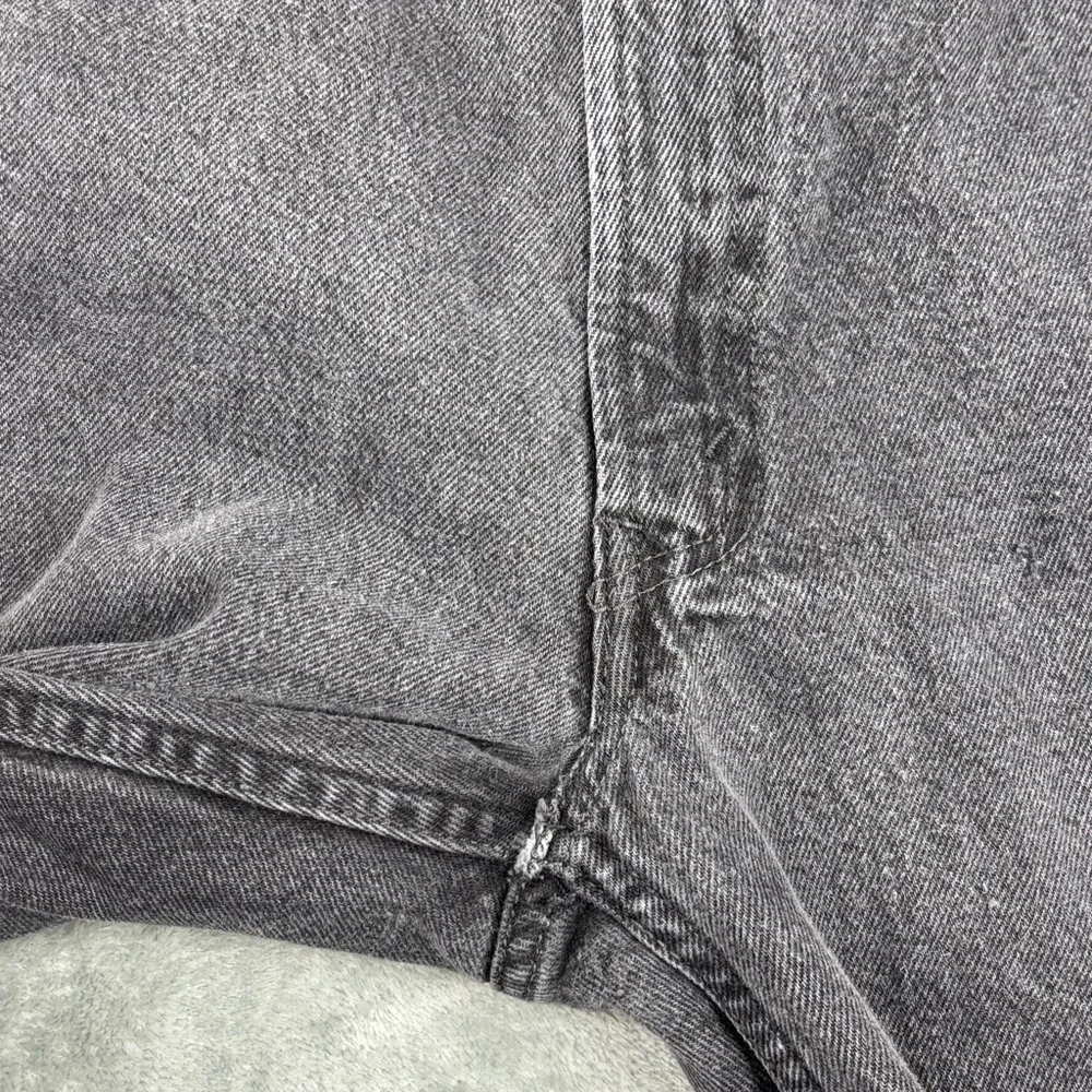 Levi's 550 Jeans Mens 38X32‎ Black Relaxed Fit Straight Distressed (Fit 38x30)